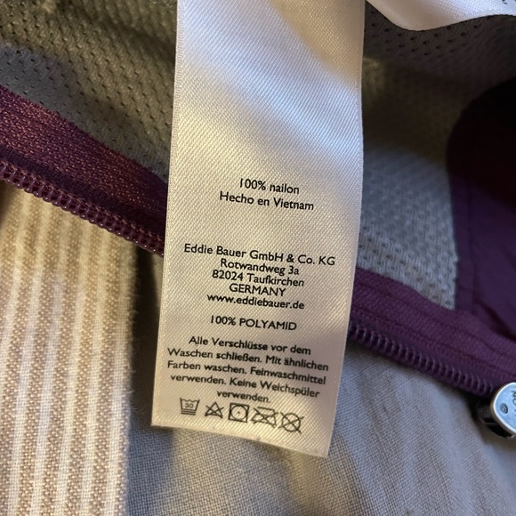 Eddie Bauer Women’s Raincoat | Medium - Picture 3 of 4